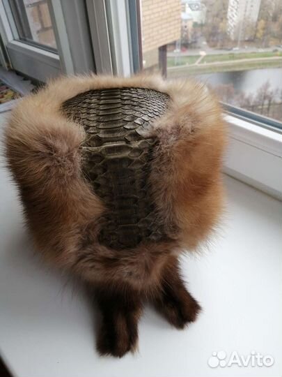 Шапка зимняя из куницы и питона