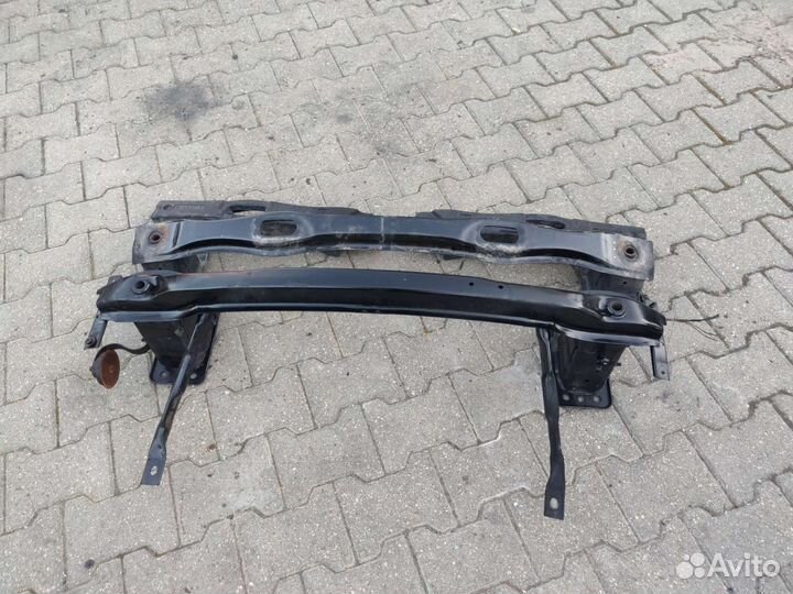 Кронштейн бампера брус бмв Х6 Е71 Е70