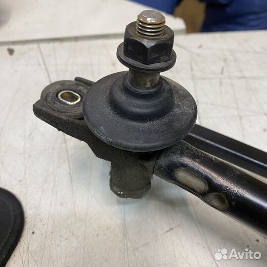 Трапеция стеклоочистителя Hyundai Tucson