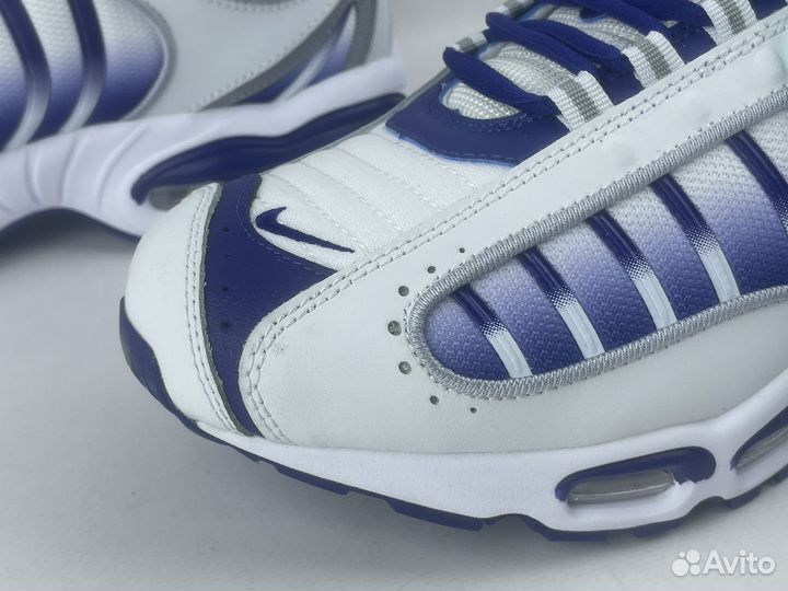 Кроссовки белые Nike Air Max tailwind 4