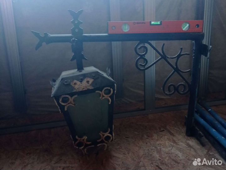 Фонарь уличный настенный