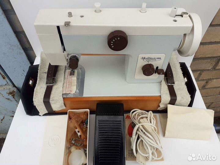 Швейная машинка Чайка 134 М.Новый машинка