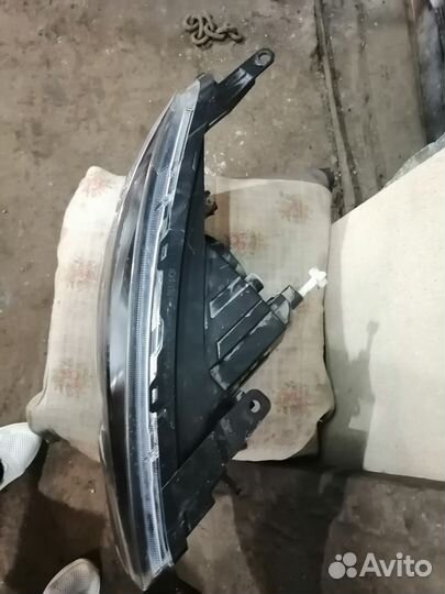 Фара правая Гранта