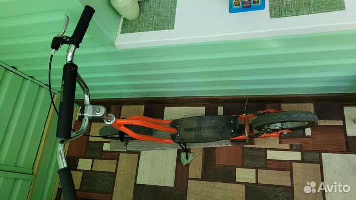 Самокат. Ручной тормоз. Внедорожник