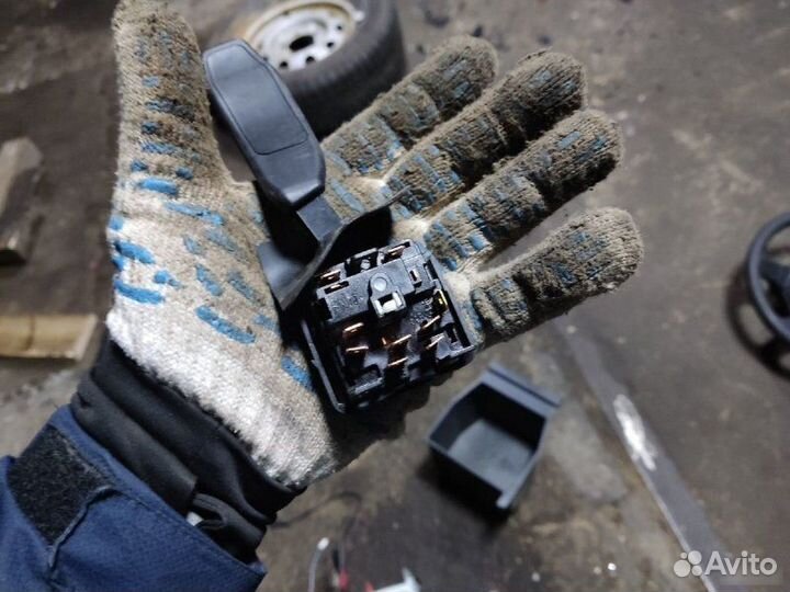 Переключатель дворников УАЗ Patriot