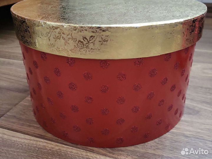 Коробка подарочная круглая