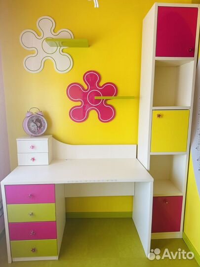 Детский мебельный гарнитур