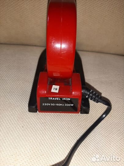 Миниатюрный утюг