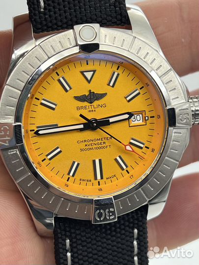 Часы Breitling Avenger Automatic 45 Seawolf A17319