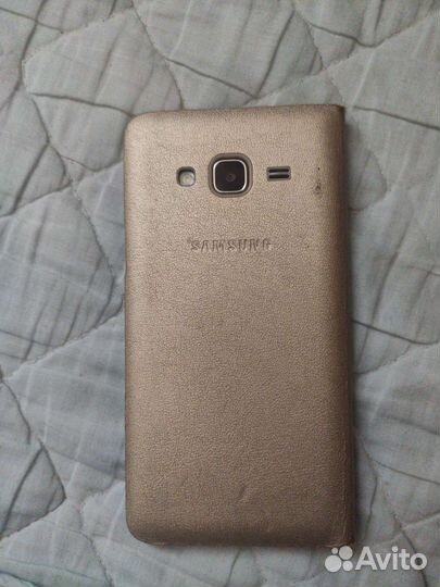 Телефон Samsung