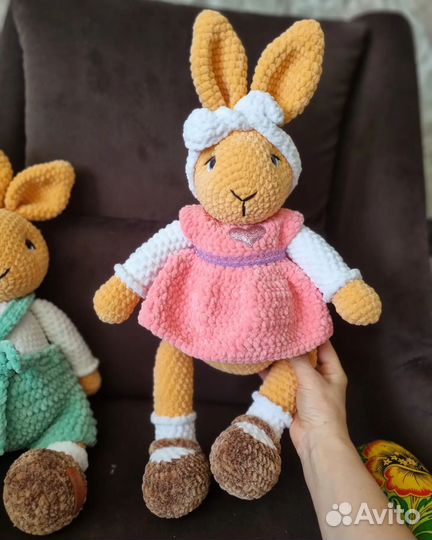 Плюшевая игрушка ручной работы Кролик