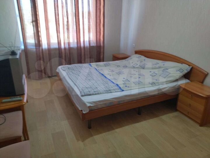 2-к. квартира, 65 м², 4/6 эт.