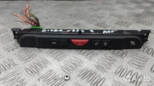 Кнопка аварийки land rover discovery 3 (1NN15I501)
