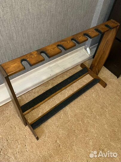 Стойка на 7 гитар