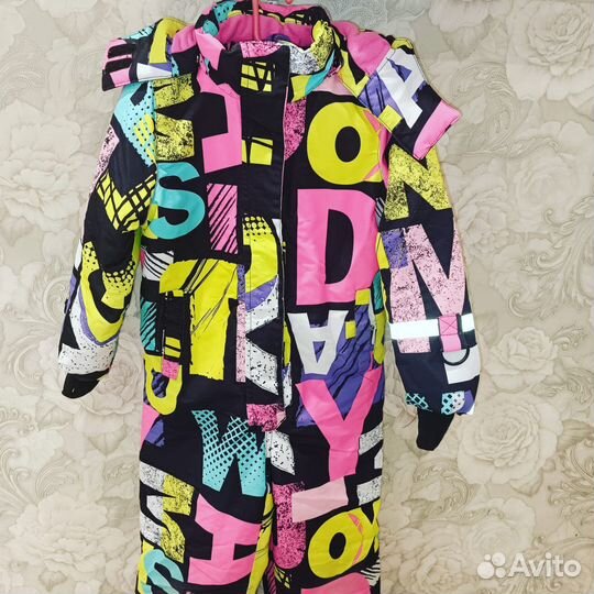 Зимний комбинезон для девочки