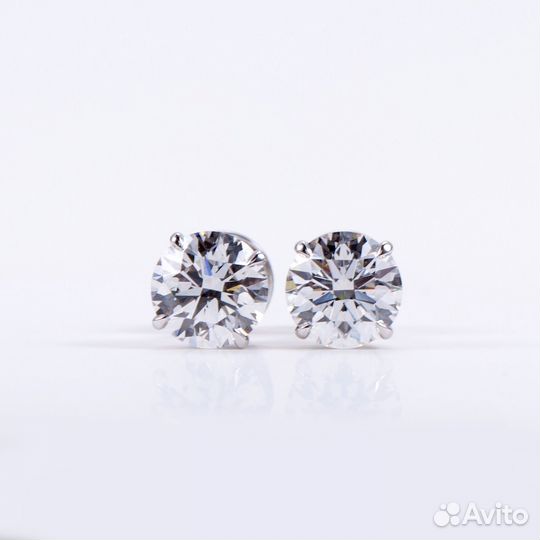 Золотые серьги-пусеты с бриллиантами CVD 1, 06 ct