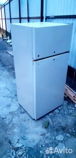 Холодильник юрюзань 207