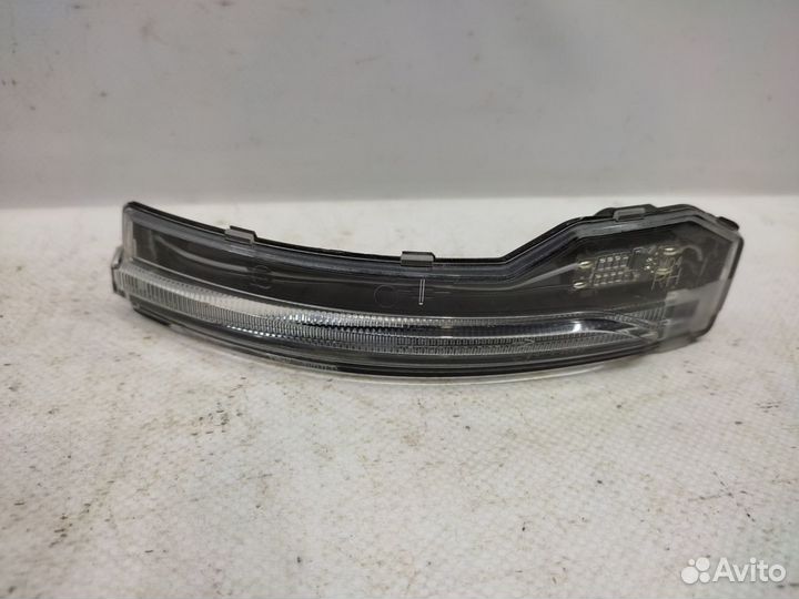 Повторитель зеркала правый Kia Sorento 4 MQ 2020