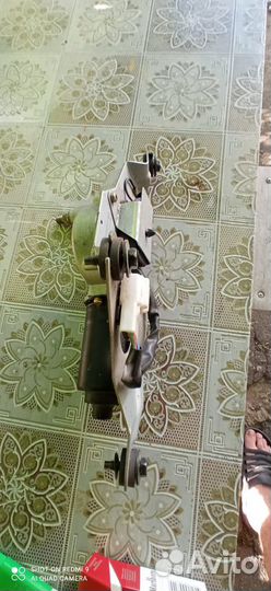 Моторчик заднего дворника