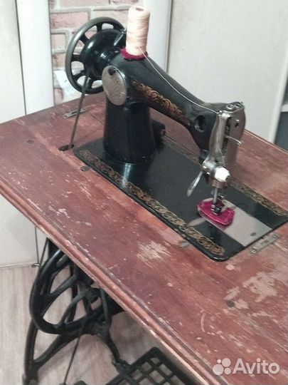 Швейная машинка бу СССР