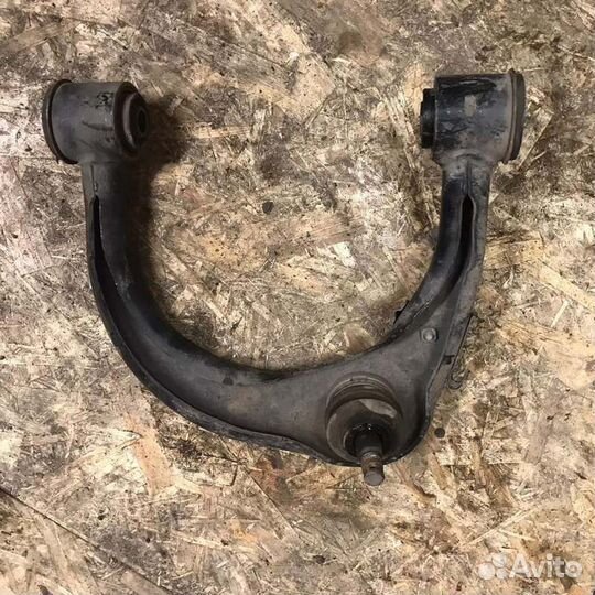 Рычаг передний правый Toyota Land Cruiser Prado