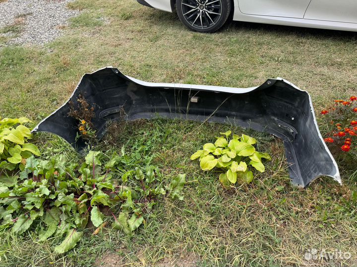 Задний Бампер на Toyota Corolla E180