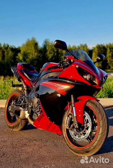 Yamaha yzf-r1 2013