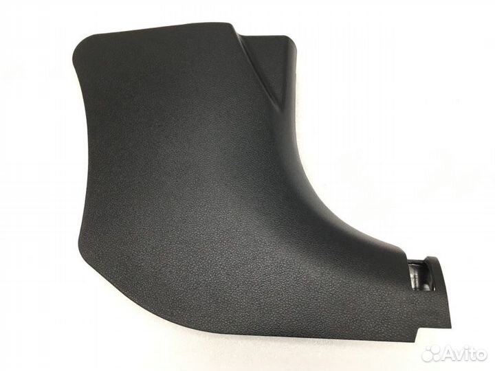 Накладка порога передняя правая Kia Rio 4 1.4 2021