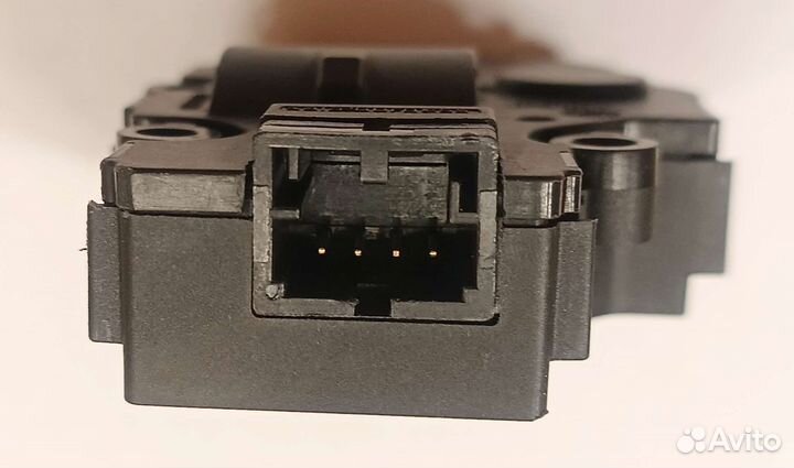 Моторчик заслонки отопителя BMW