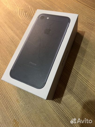 Коробка от iPhone 7 128gb черный