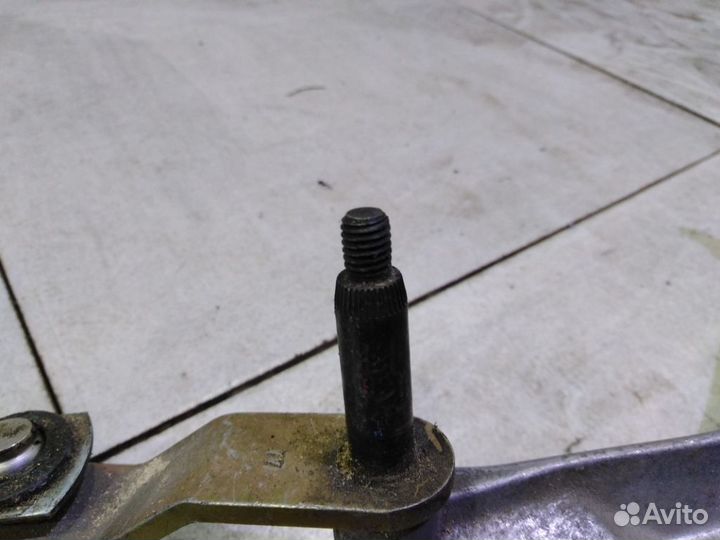 Трапеция стеклоочистителя A2038200112