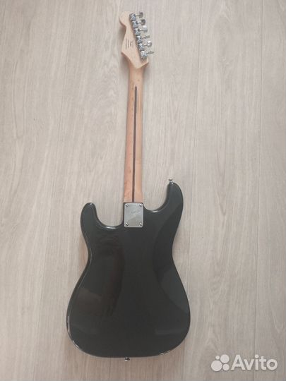 Электрогитара Fender Squier Bullet Stratocaster