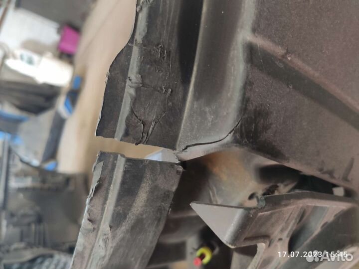 Запчасти на iveco дейли бу бампер передний