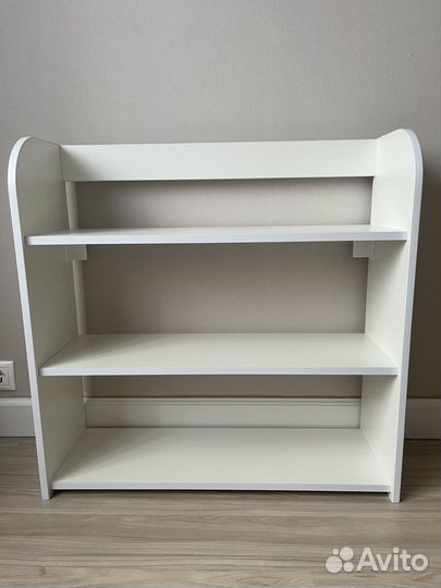 Стеллаж в детскую