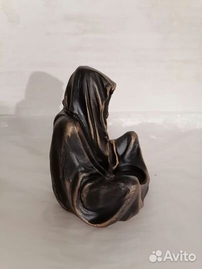 Безликий статуэтка-подсвечник