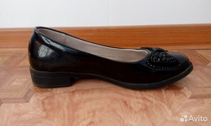 Продаю туфли