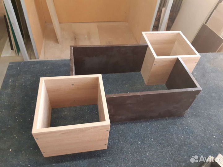 Полка книжная из лдсп