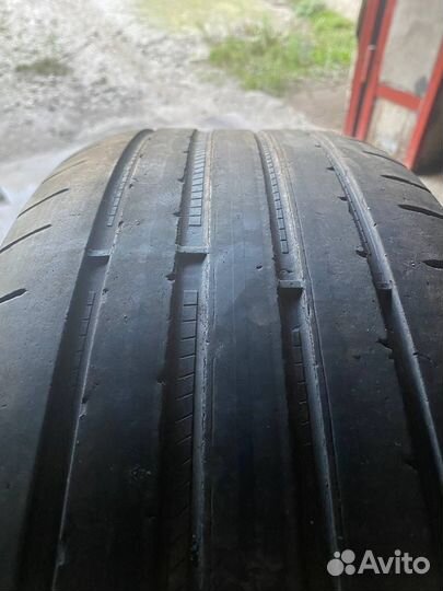 Goodyear Eagle F1 Asymmetric 3 SUV 235/65 R17 104W