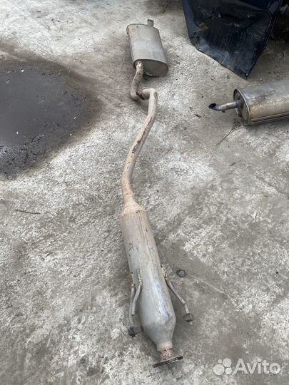 Выхлопная система Джили Эмгранд