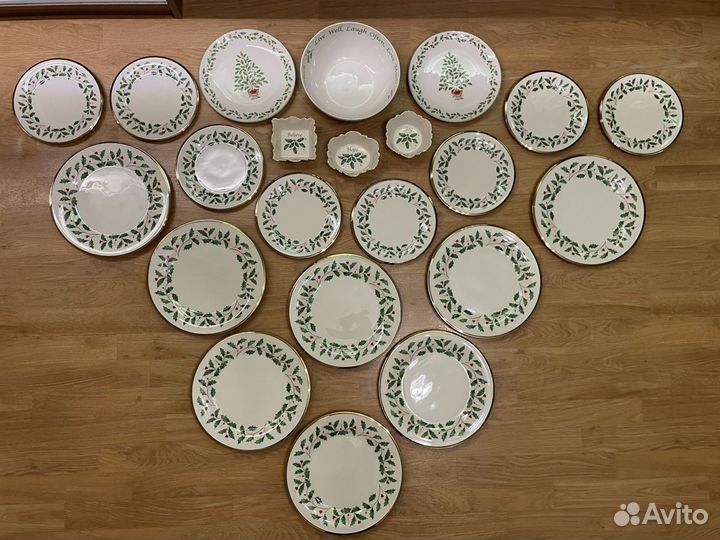 Посуда тарелки Lenox Holiday