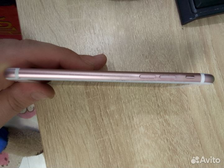 iPhone 7, 32 ГБ