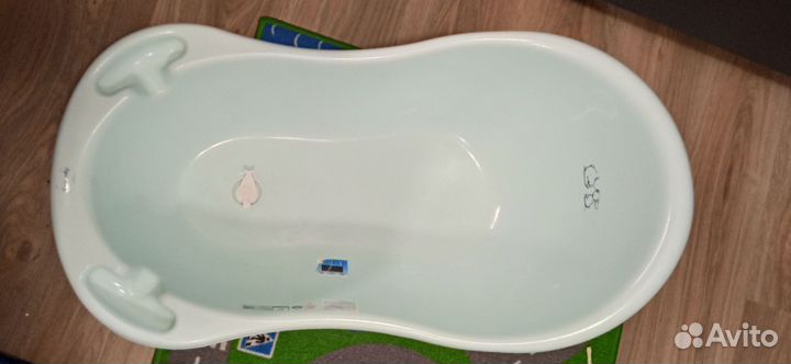 Ванночка для купания новорожденного