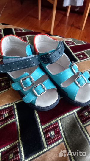 Сандали 22 на девочку