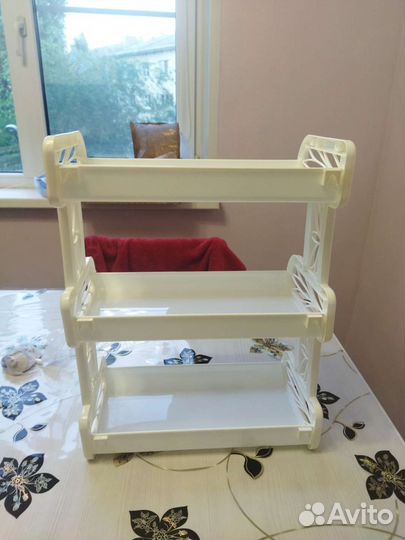 Полка навесная в ванную