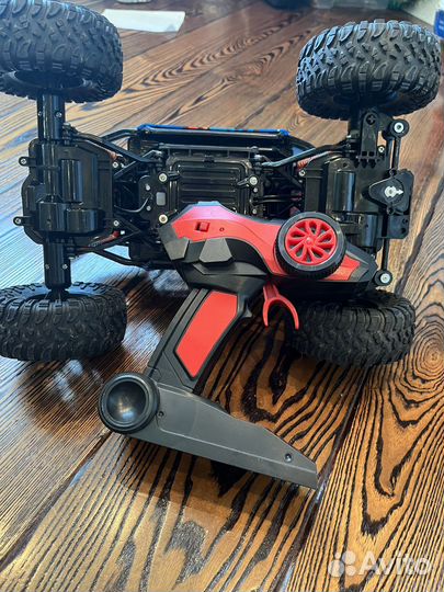 Машина радио 4x4