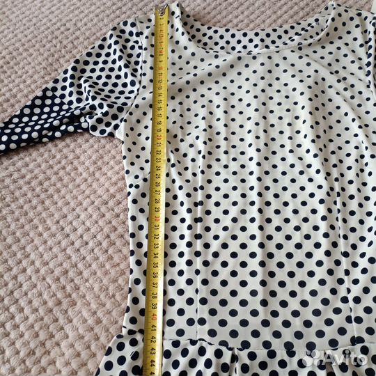 Платье женское, новое 42