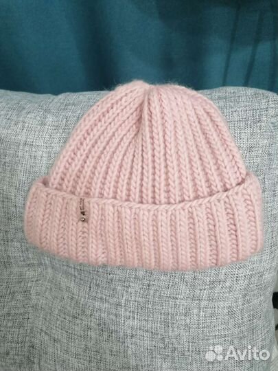 Манишка и шапка женская