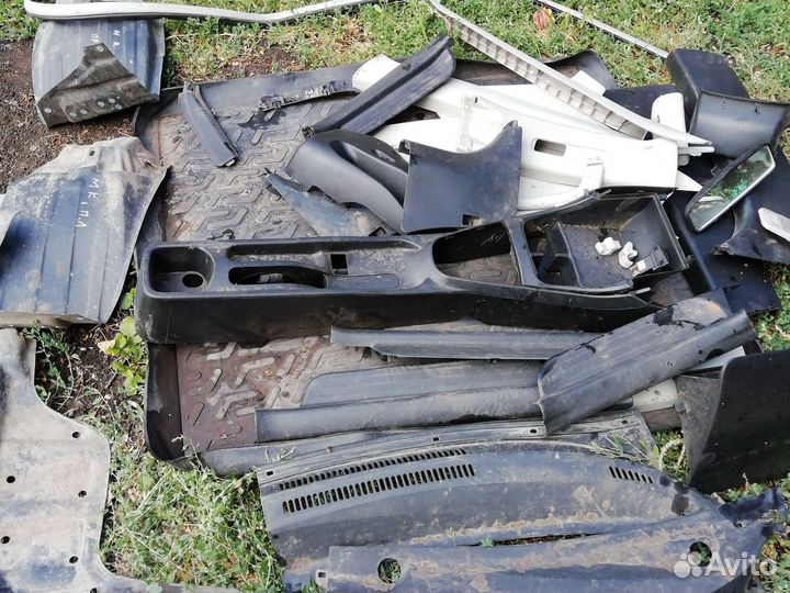 Пластик салона geely мк