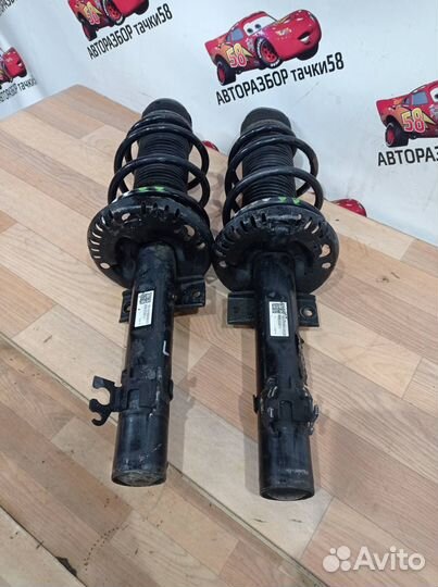 Амортизаторы передние левый правый Volkswagen Polo