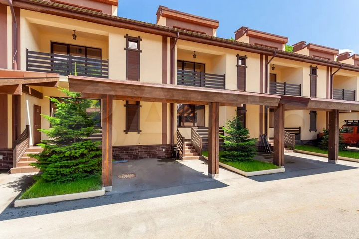 Коттедж 150 м² на участке 1,5 сот.